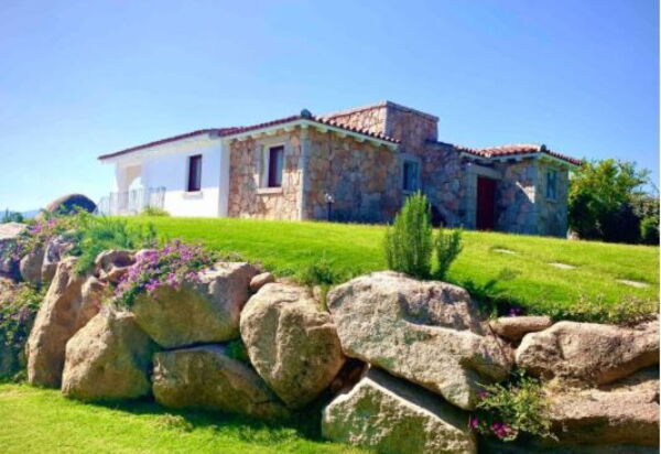 Grand Relais Degli Dei: Garden, Main Entrance