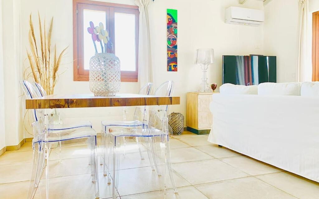 Grand Relais Degli Dei: Dining Room, Living Room