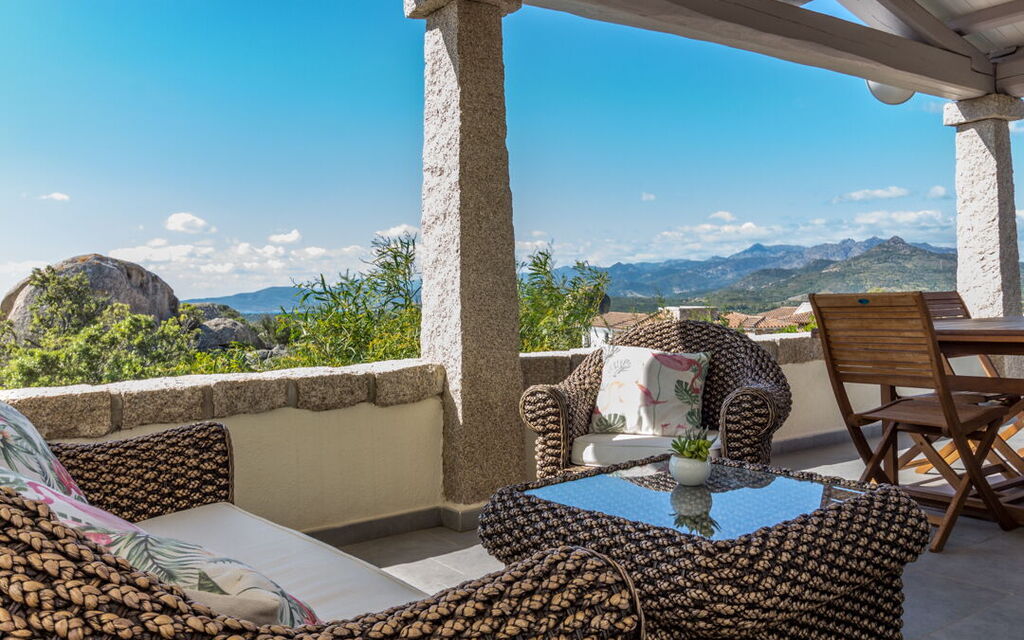 La Granitica Di Lusso: Piscina, Vista Panoramica