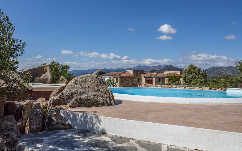 La Granitica Di Lusso: Piscina