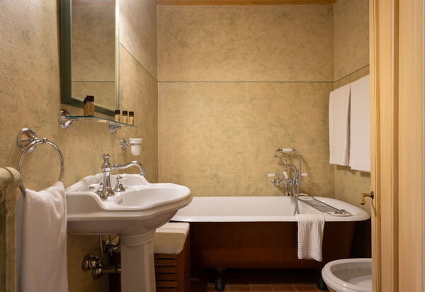 Villa Salaiole: Bathroom