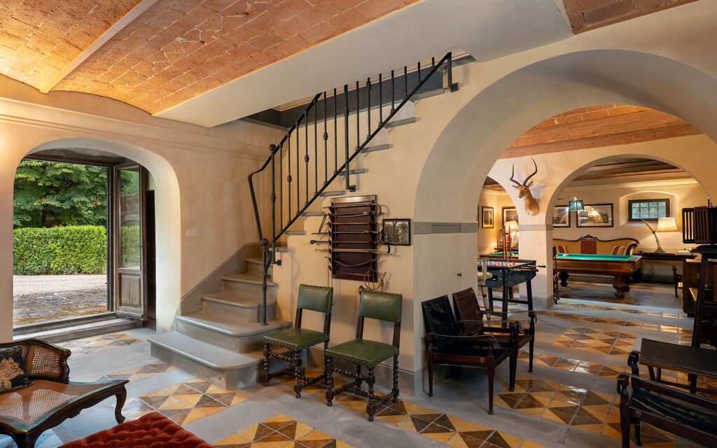 Villa Salaiole: Amenities, Main Entrance, Other Room