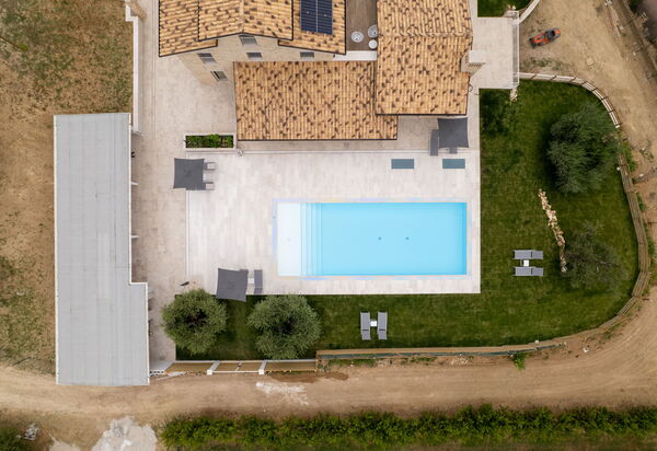 Aso Valley House: Entrata Principale, Esterni, Giardino, Piscina