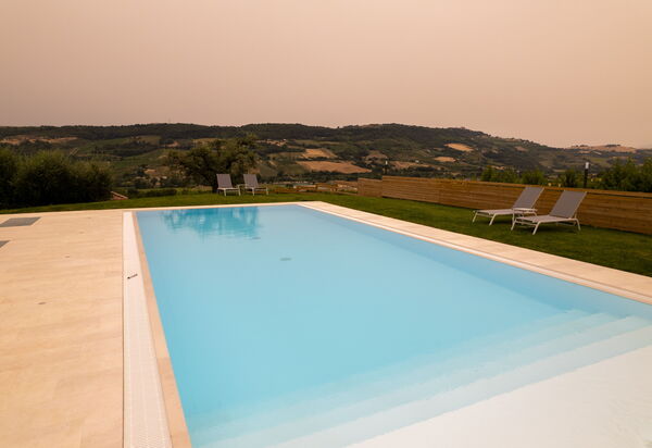 Aso Valley House: Entrata Principale, Esterni, Giardino, Piscina