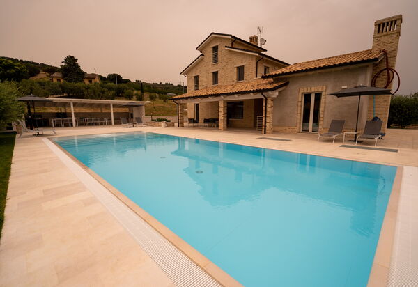 Aso Valley House: Entrata Principale, Esterni, Giardino, Piscina