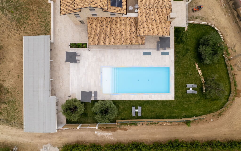 Aso Valley House: Entrata Principale, Esterni, Giardino, Piscina