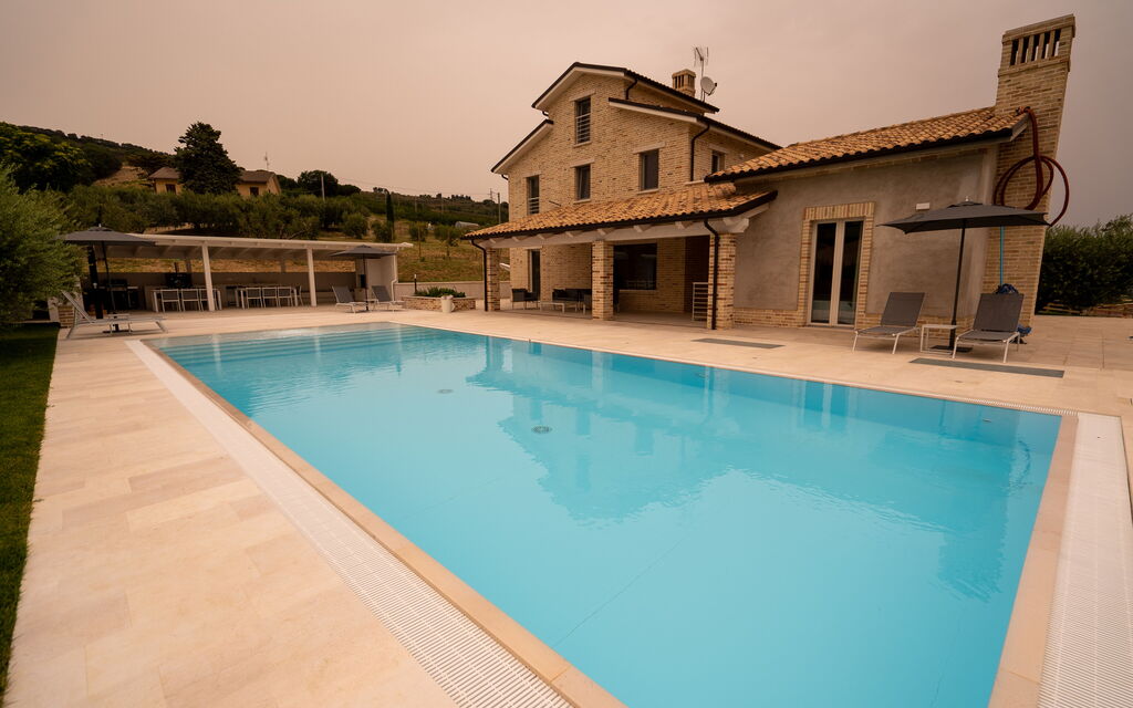 Aso Valley House: Entrata Principale, Esterni, Giardino, Piscina