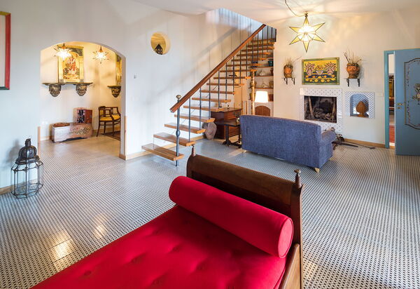 Villa Dioniso: villa-dioniso-taormina-living-room