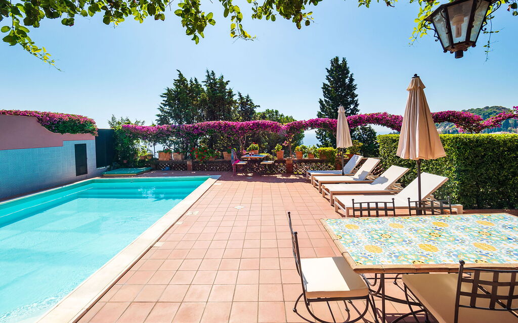 Villa Dioniso: villa-dioniso-taormina-swimming-pool