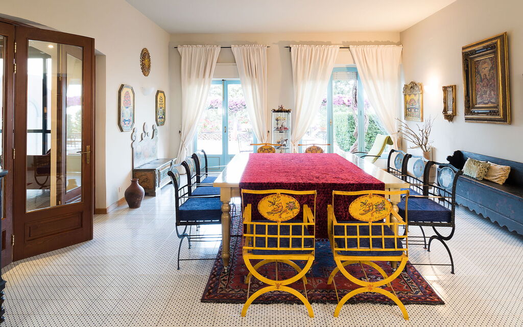 Villa Dioniso: villa-dioniso-taormina-dining-room