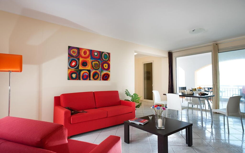 Appartamento Sant'anna: appartamento-sant-anna-fondachello-soggiorno