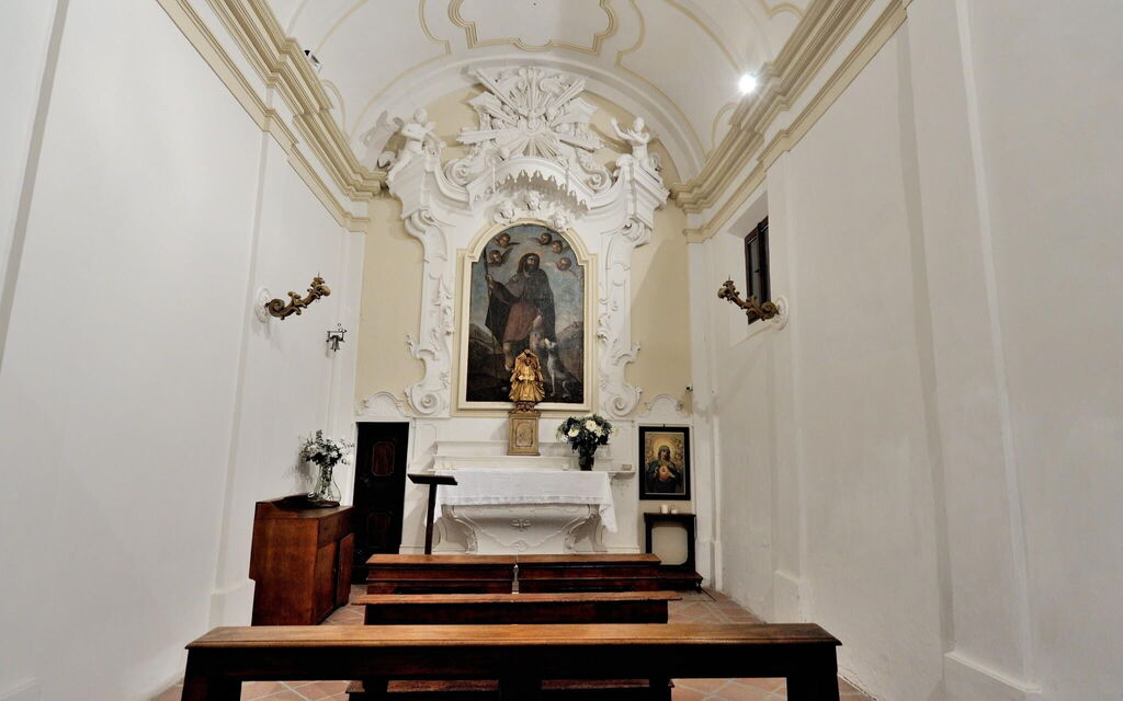 Villa Liberio: villa-storica-colli-al-metauro-pesaro-urbino-private-chapel