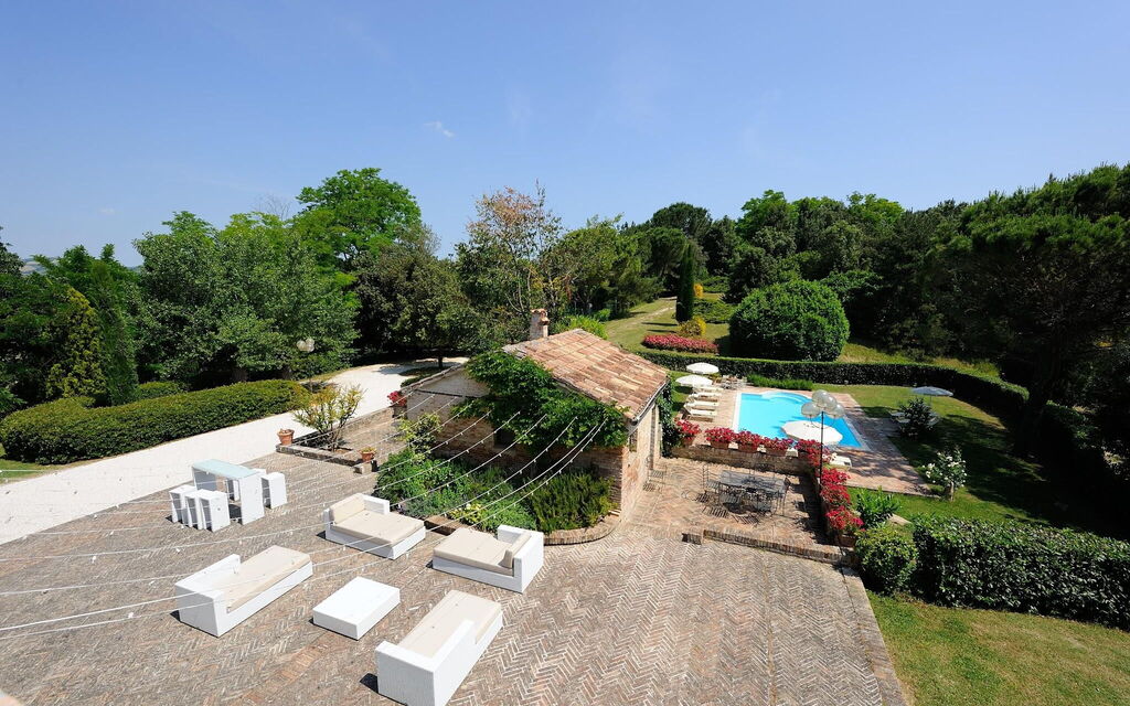 Villa Liberio: villa-storica-colli-al-metauro-pesaro-urbino-views