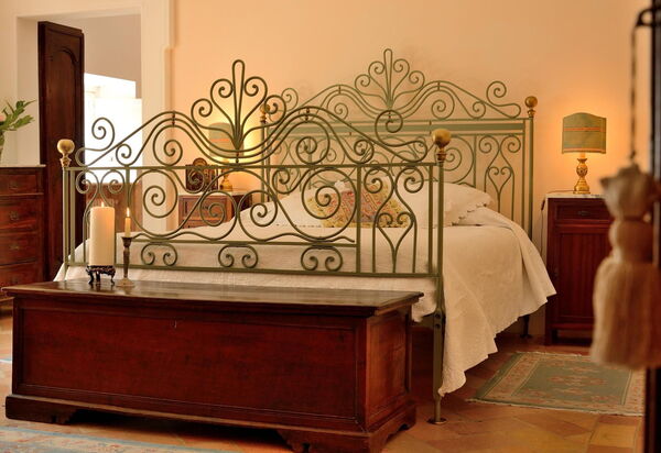 Villa Tombolina: villa-tombolina-colli-al-metauro-pesaro-urbino-bedroom