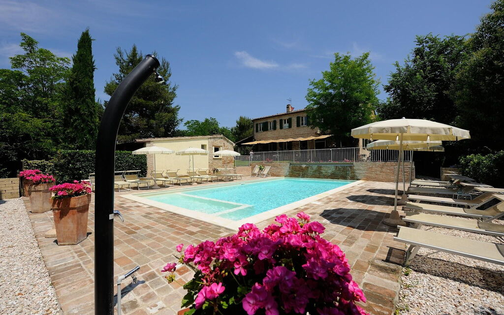 Villa Tombolina: villa-tombolina-colli-al-metauro-pesaro-urbino-pool