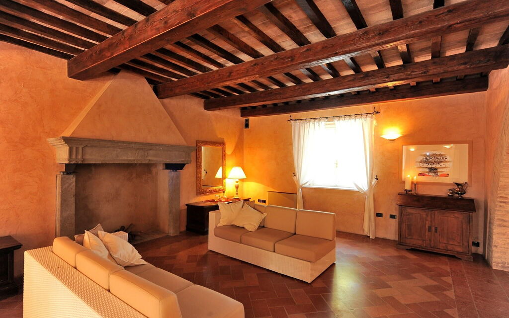 Villa Tombolina: villa-tombolina-colli-al-metauro-pesaro-urbino-living-room