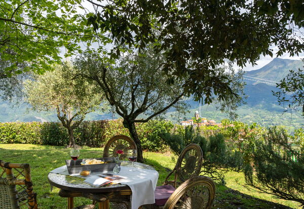 Casa Pedona: Esterni, Giardino, Vista Panoramica