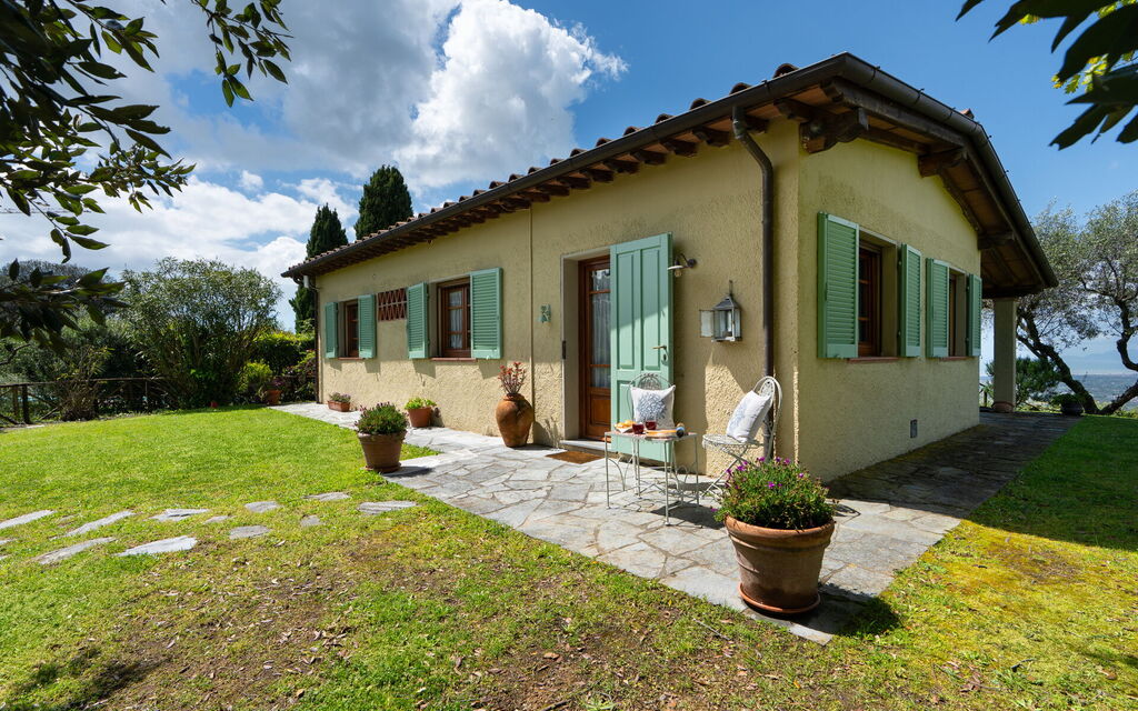 Casa Pedona: Building Exterior, Garden, Main Entrance