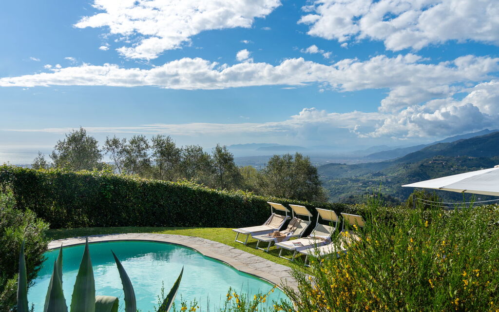Casa Pedona: Building Exterior, Pool, Scenic View