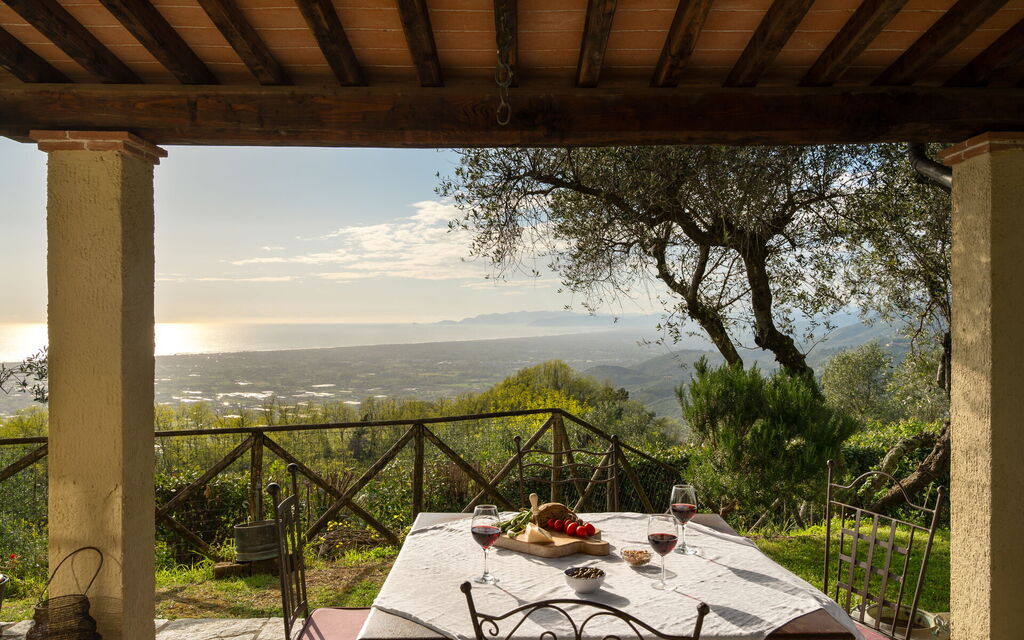 Casa Pedona: Balcony / Terrace / Patio, Building Exterior, Scenic View