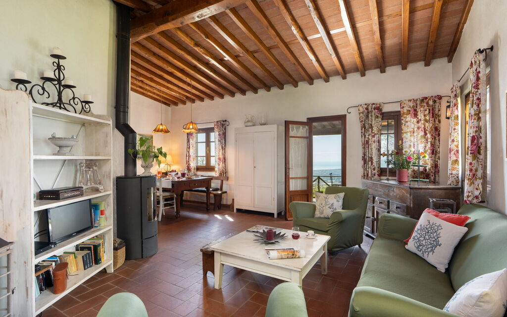 Casa Pedona: Dining Room, Living Room