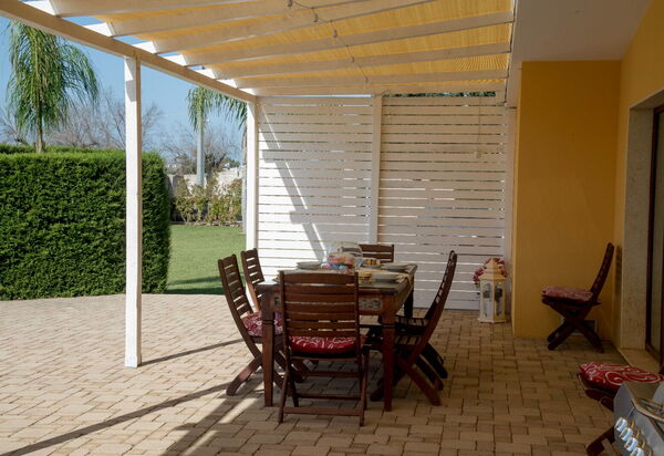 Villa Taranta: Autunno, Estate, Giardino, Primavera