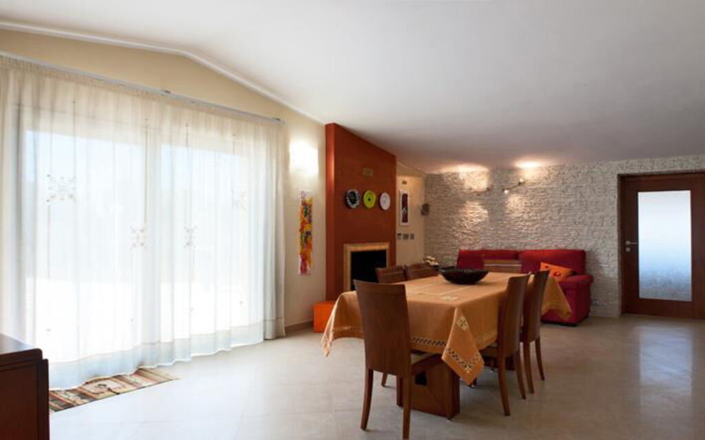 Villa Taranta: Autunno, Estate, Primavera, Soggiorno