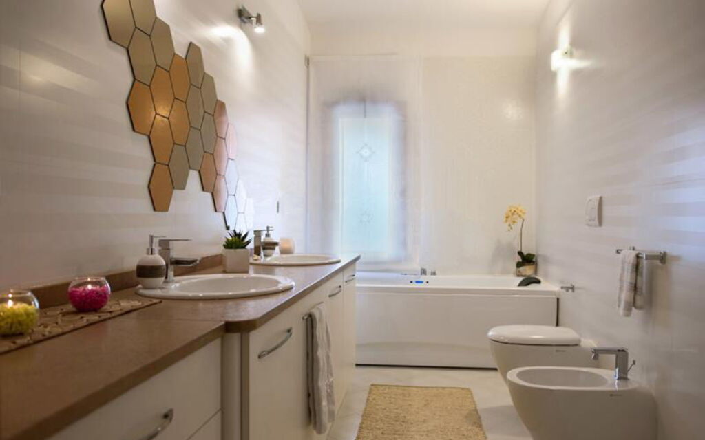 Villa Taranta: Autunno, Bagno, Estate, Primavera