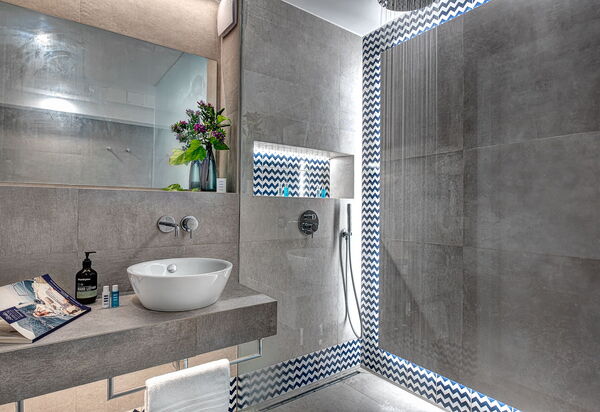 Blue-wave Experience Resort: Autunno, Bagno, Estate, Primavera