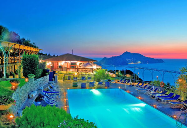 Blue-wave Experience Resort: Autunno, Estate, Piscina, Primavera