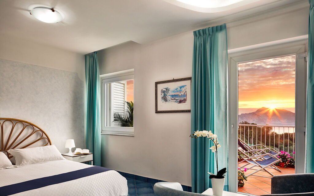 Blue-wave Experience Resort - : Autunno, Camera da letto, Estate, Primavera