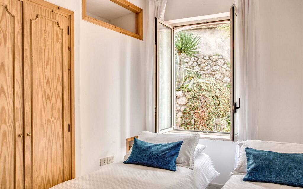 Blue-wave Experience Resort - : Autunno, Camera da letto, Estate, Primavera