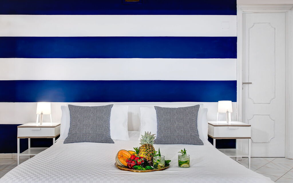 Blue-wave Experience Resort - : Autumn, Bedroom, Spring, Summer