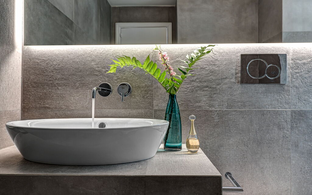 Blue-wave Experience Resort - : Autumn, Bathroom, Spring, Summer