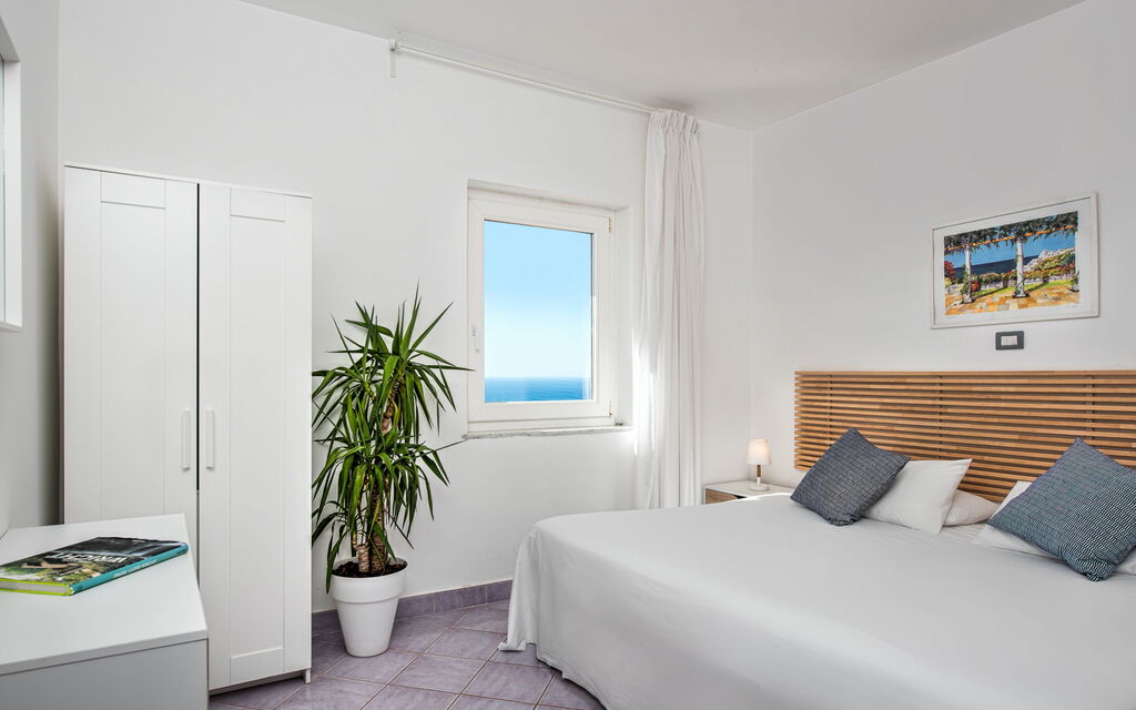 Blue-wave Experience Resort - : Autunno, Camera da letto, Estate, Primavera