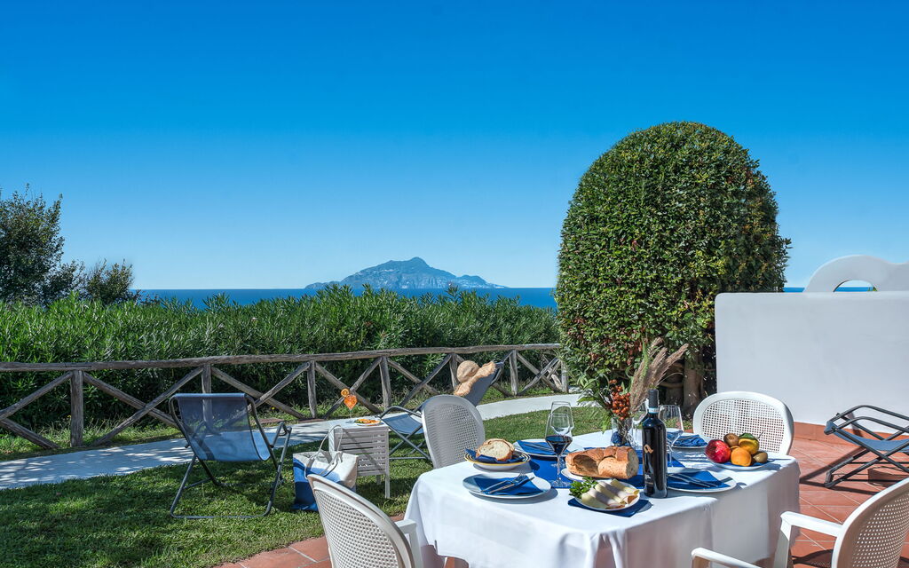 Blue-wave Experience Resort - : Autunno, Balcone / Terrazza / Patio, Estate, Primavera