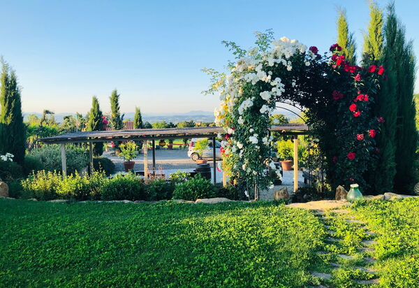 Agriturismo i Colli: Building Exterior, Outdoor