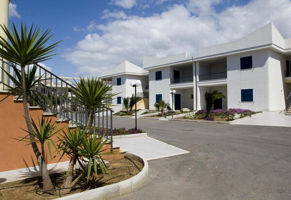 Baraka Apartments: Autunno, Estate, Esterni, Primavera