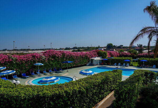 Baraka Apartments: Autumn, Pool, Spring, Summer