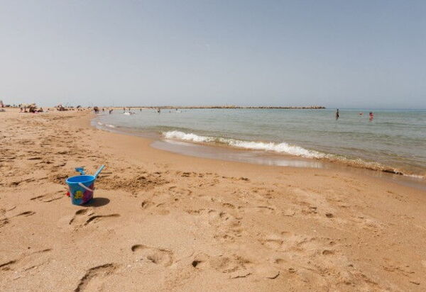 Baraka Apartments: Autunno, Estate, Primavera, Servizi