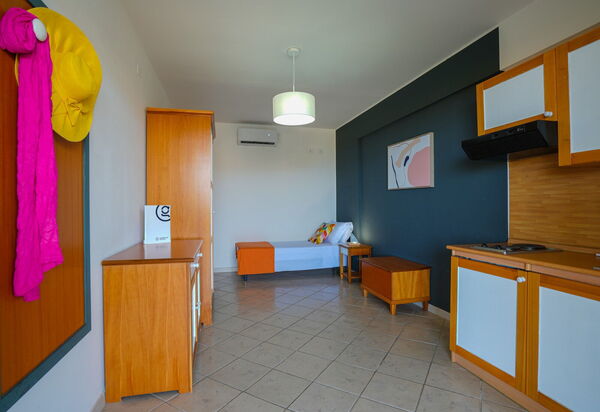 Baraka Apartments: Autumn, Kitchen, Spring, Summer