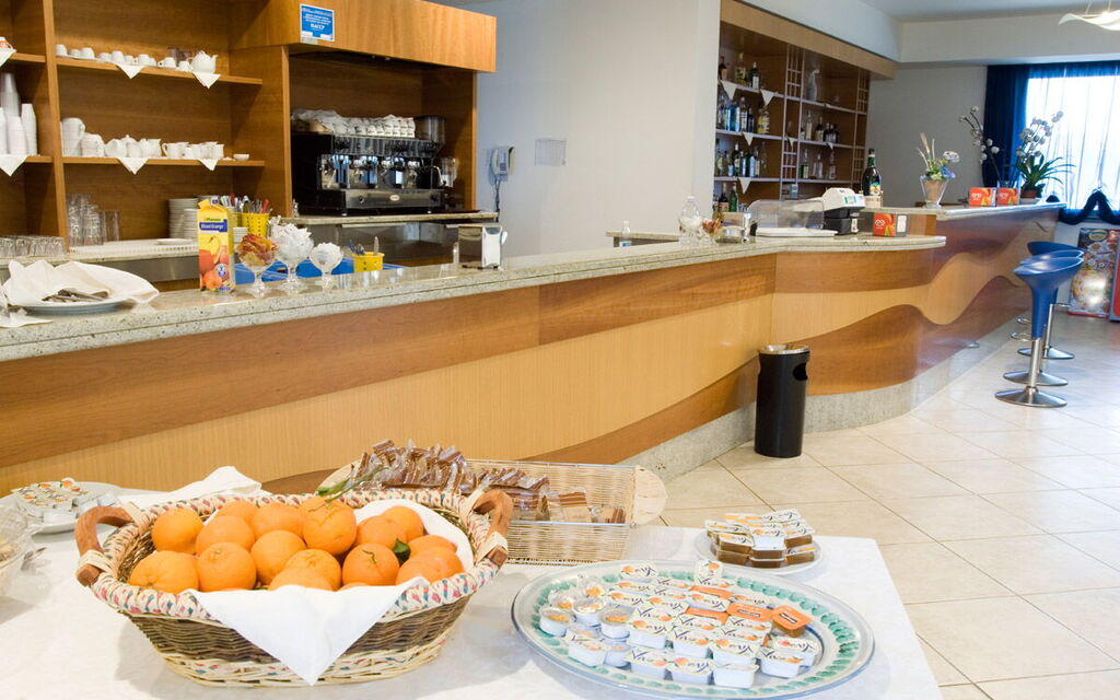 Baraka Apartments: Autunno, Estate, Primavera, Servizi