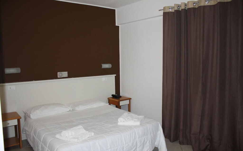 Baraka Apartments - : Autunno, Camera da letto, Estate, Primavera