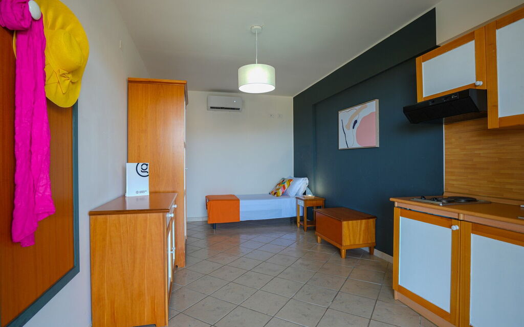Baraka Apartments - : Autumn, Kitchen, Spring, Summer