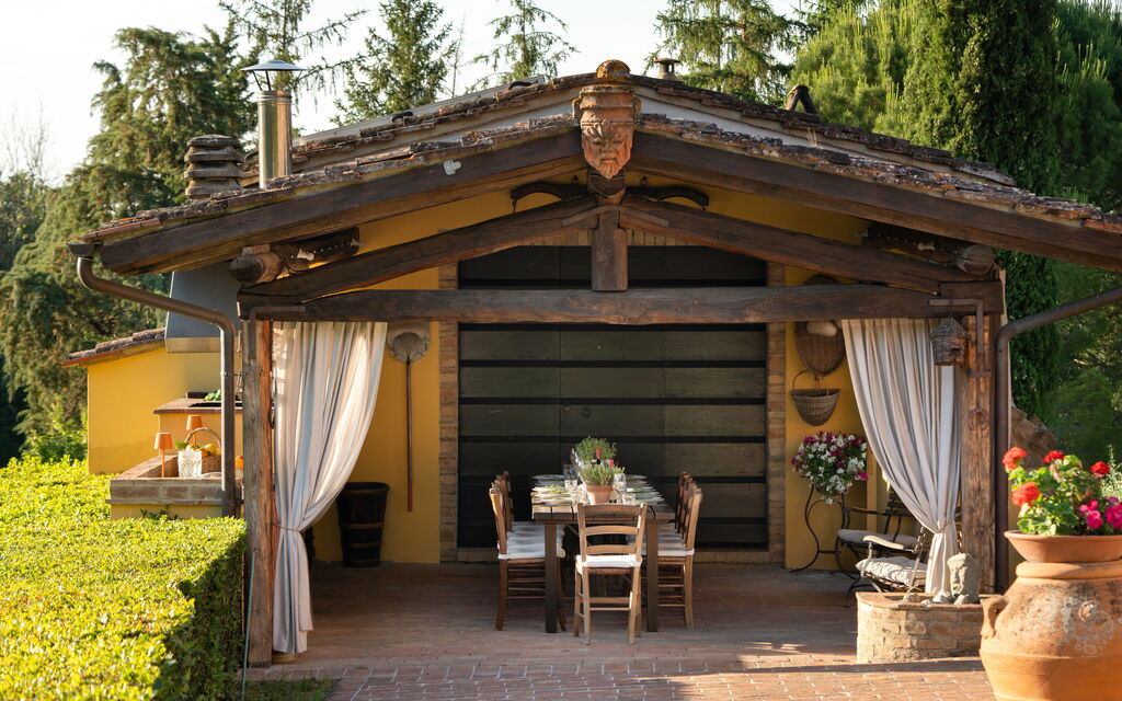 Villa Tramonto: Autumn, Garden, Spring, Summer