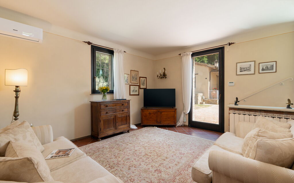 Villa Tramonto: Autumn, Living Room, Spring, Summer