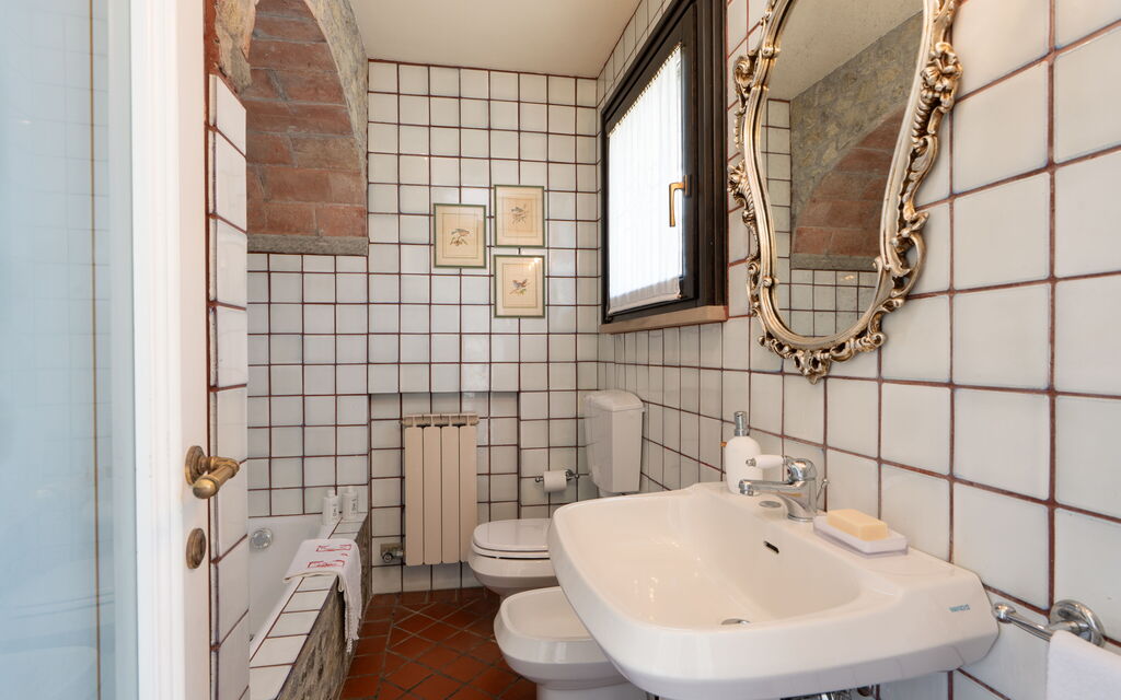 Villa Tramonto: Autumn, Bathroom, Spring, Summer