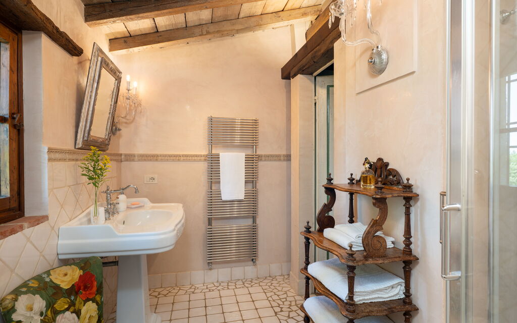 Villa Tramonto: Autumn, Bathroom, Spring, Summer