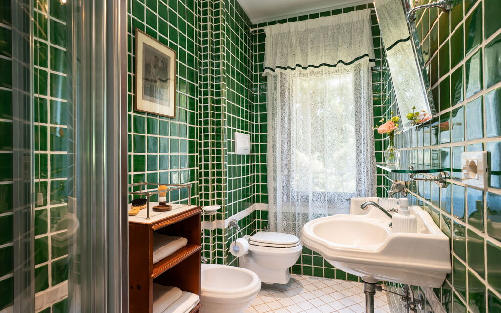 Villa Tramonto: Autumn, Bathroom, Spring, Summer