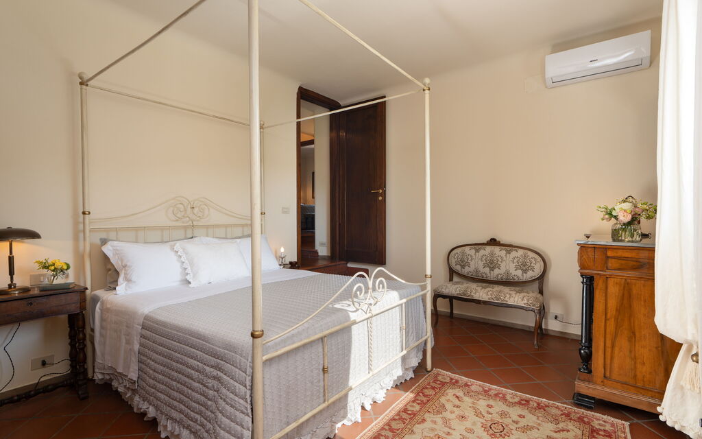 Villa Tramonto: Autumn, Bedroom, Spring, Summer